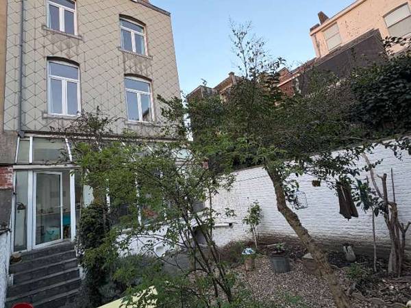 Colocation / Appartement 7 pièces de 321 m², Charleroi, Rue Isaac / Photo 7