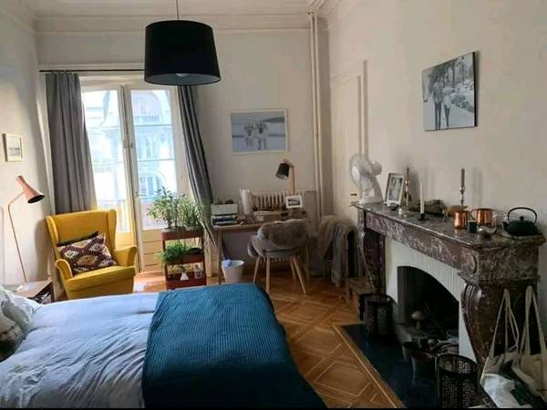 Colocation / Appartement 4 pièces de 136 m², Lausanne, Rue des Terreaux / Photo 2