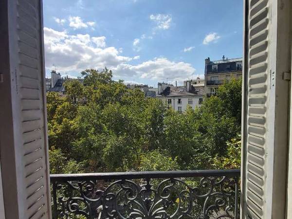 Chambre chez l'habitant / Appartement 5 pièces de 140 m², Paris, Boulevard de Magenta / Photo 2