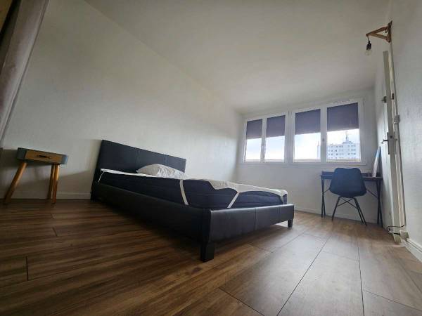 Colocation / Appartement 5 pièces de 92 m², Amiens, Rue des Francs Juges / Photo 4