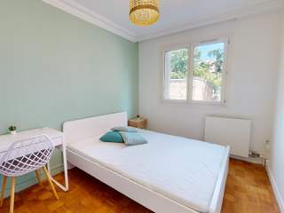 Colocation / Appartement 4 pièces de 64 m², Vénissieux, Avenue Jules Guesde