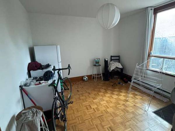 Colocation / Maison 9 pièces de 200 m², Montréal, Rue Cartier / Photo 12