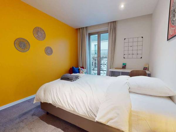 Coliving / Appartement 6 pièces de 137 m², Paris, Avenue du Maine / Photo 2