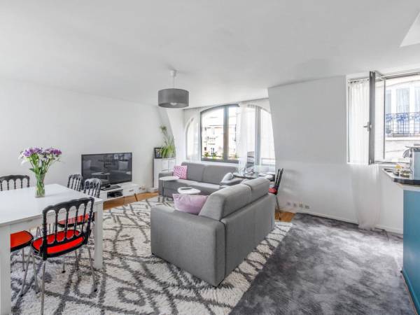 Colocation / Appartement 4 pièces de 84 m², Paris, Rue Angélique Compoint / Photo 2