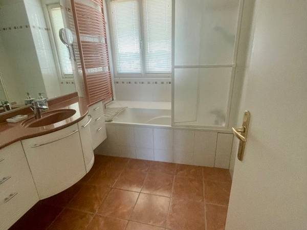 Colocation / Appartement 5 pièces de 110 m², Nancy, Avenue Général Leclerc / Photo 2