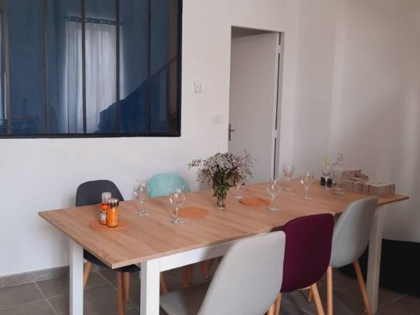 Colocation / Appartement 3 pièces de 65 m², Avignon, Rue des Lices / Photo 2