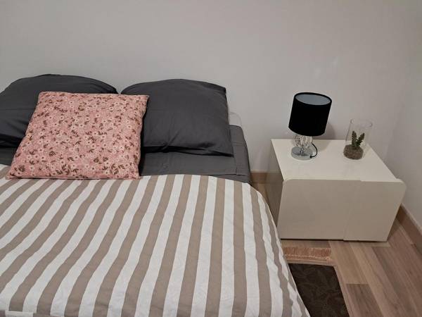 Colocation / Résidence 4 pièces de 70 m², Villejuif, Rue de l'Epi d'Or / Photo 2