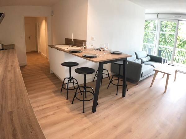 Colocation / Appartement 4 pièces de 68 m², Bordeaux, Rue Léon Jouhaux / Photo 2