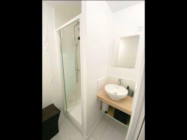 Colocation / Appartement 5 pièces de 71 m², Cenon, Rue Camille Pelletan / Photo 17