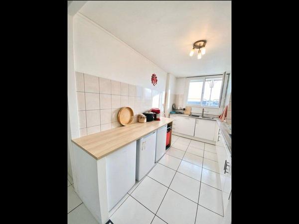 Colocation / Appartement 5 pièces de 71 m², Cenon, Rue Camille Pelletan / Photo 2