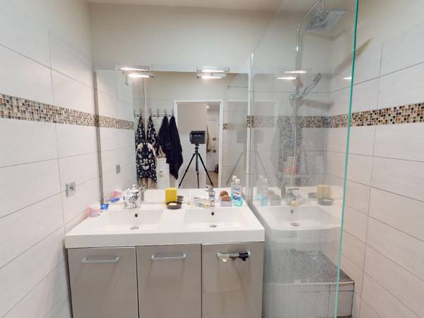 Colocation / Appartement 5 pièces de 96 m², Grenoble, Avenue Marie Reynoard / Photo 11