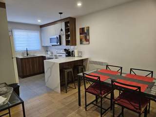 Affitto / 3 rooms apartment · 100 m², Montréal, 13e Avenue