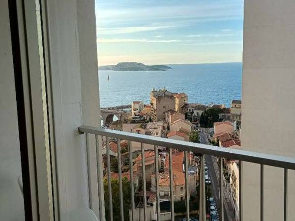Location / Immeuble 2 pièces de 63 m², Marseille, Boulevard Augustin Cieussa / Photo 5