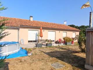 Rental / Apartment, Quinçay