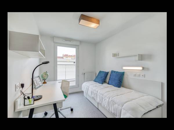 Location / Résidence 1 pièce de 15 m², Grenoble, 6 Rue des Arts Et Métiers / Photo 2