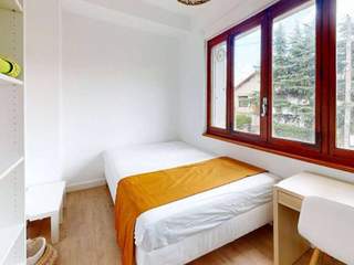 Room share / 8 rooms villa · 116 m², Lyon, Rue Thénard