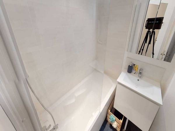 Colocation / Appartement 5 pièces de 110 m², Lille, Rue de Wazemmes / Photo 15