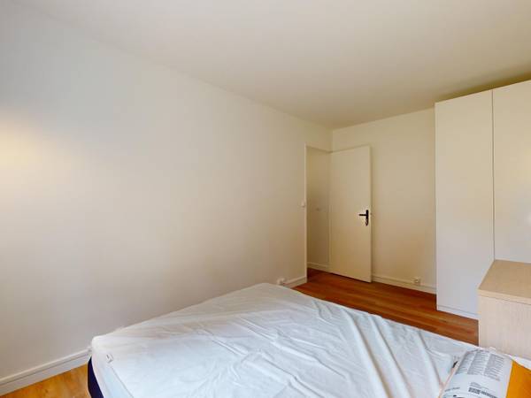 Colocation / Appartement 4 pièces de 64 m², Chelles, Rue de la Liberté / Photo 2