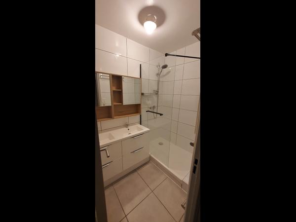 Colocation / Appartement 5 pièces de 78 m², Toulouse, Rue Jean Mermoz / Photo 7