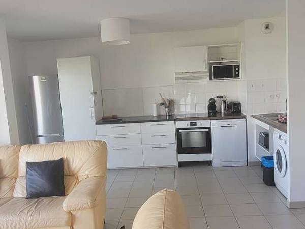 Colocation / Appartement 4 pièces de 80 m², Toulouse, Allée Elise Deroche / Photo 2