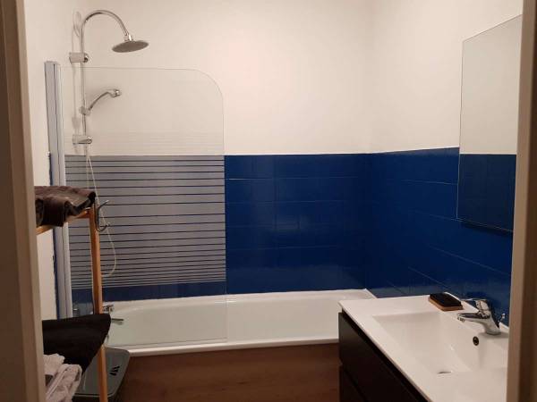 Colocation / Appartement 4 pièces de 90 m², Toulon, Rue du Roi René / Photo 2