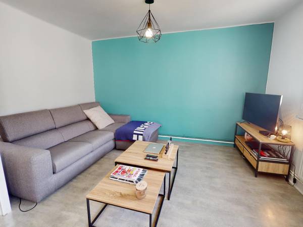 Location / Appartement 4 pièces de 73 m², Saint-Étienne, Rue Bergson / Photo 14