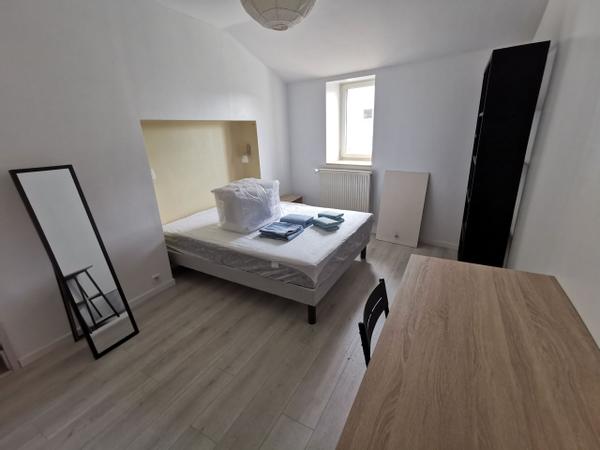 Colocation / Maison 6 pièces de 142 m², Périgueux, Rue Louis Blanc / Photo 4