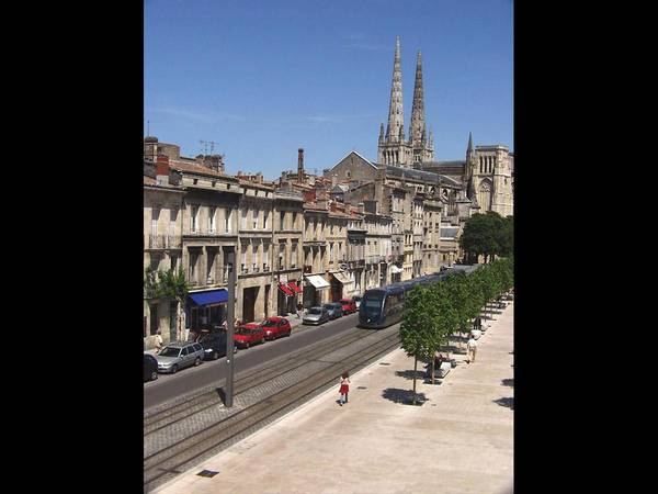 Location / Appartement 2 pièces de 44 m², Bordeaux, Rue des Frères Bonie / Photo 9