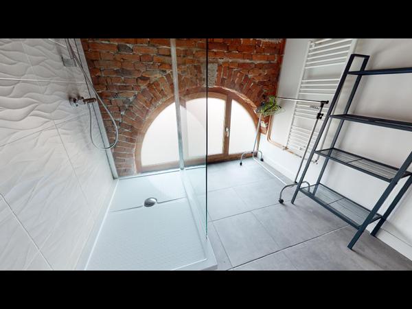 Colocation / Appartement 4 pièces de 95 m², Saint-Étienne, Rue Gambetta / Photo 2