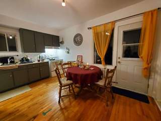 Flatsharing / Appartement 4 pièces de 80 m², Montréal, Rue Saint-Denis