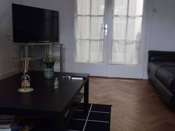 Sous-location / Appartement 5 pièces de 110 m², Lausanne, Rue Voltaire / Photo 11