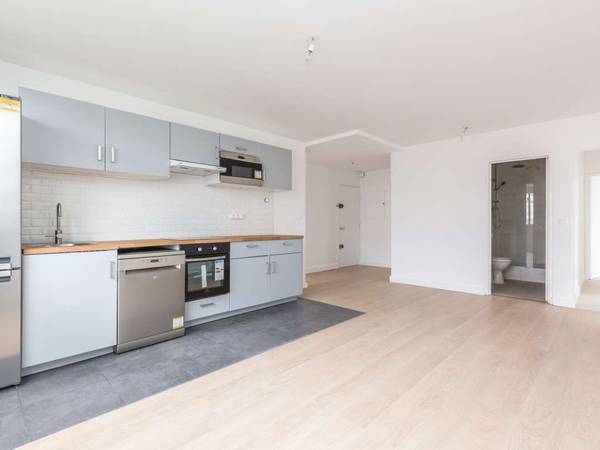 Colocation / Appartement 6 pièces de 92 m², Paris, Allée d'Andrézieux / Photo 2