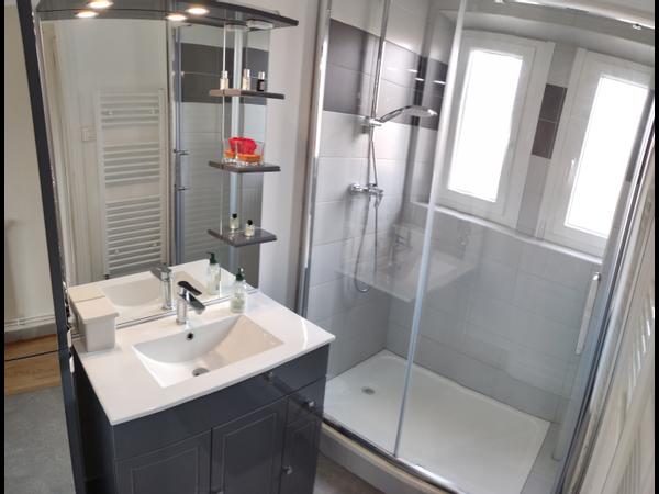 Colocation / Appartement 4 pièces de 66 m², Avignon, Rue Gabriel Biron / Photo 2