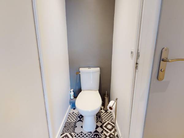 Colocation / Appartement 6 pièces de 110 m², Villeurbanne, Rue du 1er Mars 1943 / Photo 19