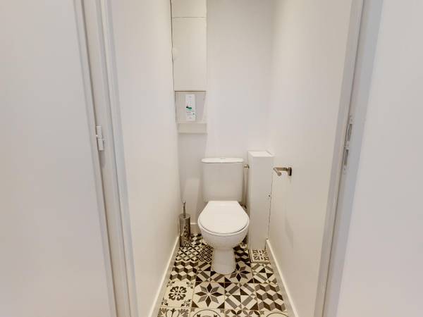 Colocation / Appartement 6 pièces de 87 m², Bron, Rue Edouard Branly / Photo 16