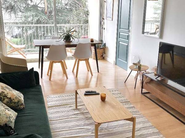 Colocation / Appartement 5 pièces de 96 m², Lyon, Avenue Général Frère / Photo 2