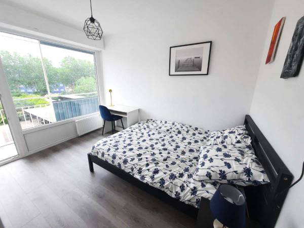 Colocation / Appartement 5 pièces de 85 m², Metz, Route de Woippy / Photo 2