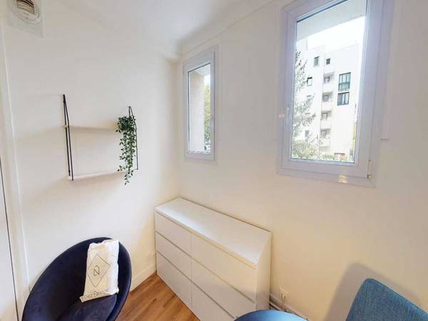 Colocation / Appartement 5 pièces de 110 m², Paris, Rue de Saussure / Photo 2