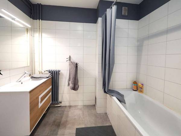 Colocation / Appartement 4 pièces de 74 m², Colmar, Rue de la Gare / Photo 3