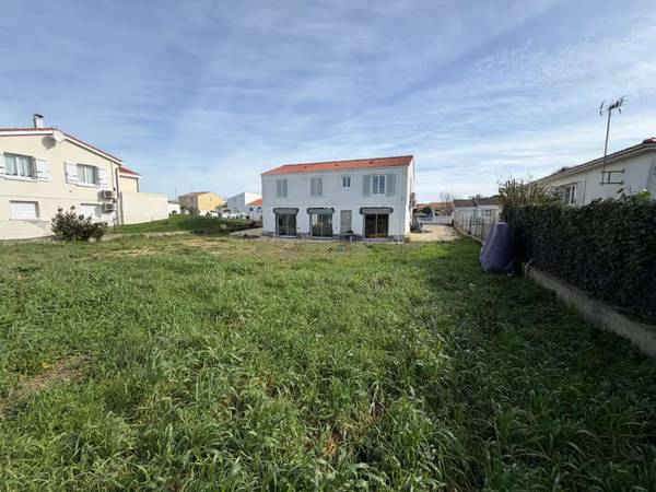 Colocation / Maison 10 pièces de 132 m², Salles-sur-Mer, Rue de la Triaire / Photo 19
