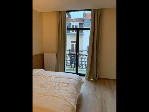 Colocation / Maison 10 pièces de 300 m², Bruxelles, Rue des Confédérés / Photo 73