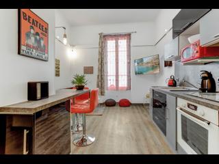 Colocation / 4 rooms apartment · 55 m², Nice, Rue Castel