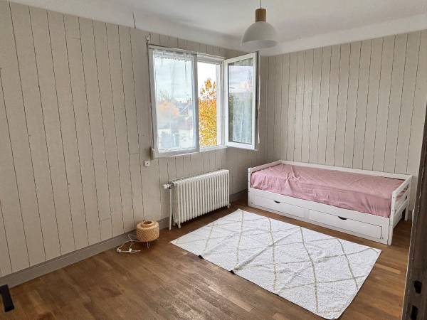 Colocation / Maison 4 pièces de 85 m², Châteauroux, Rue de Bourgogne / Photo 2