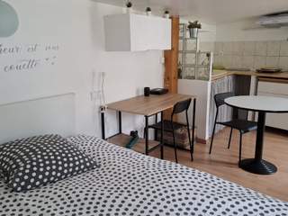 Homestay / Studio · 20 m² , Cabriès, Route de Saint-Martin