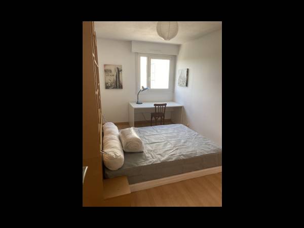Colocation / Appartement 6 pièces de 111 m², Talence, Talence / Photo 2