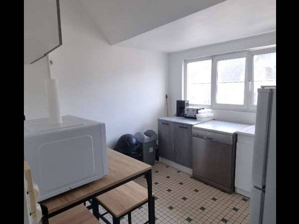 Colocation / Appartement 4 pièces de 86 m², Caen, Rue de Bernières / Photo 2