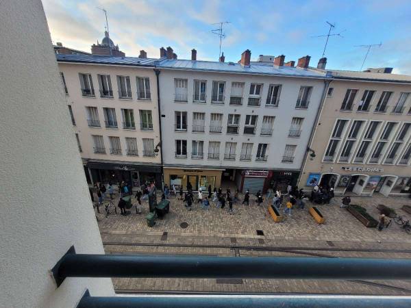 Flatsharing / 4-bedroom flat · 60 m², Orléans, Rue des Carmes / Photo 6