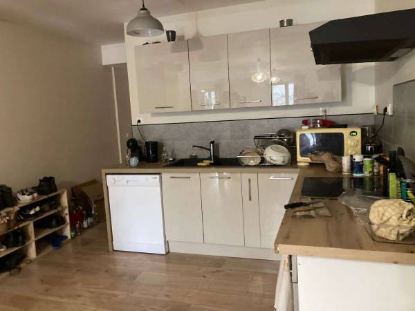 Colocation / Appartement 10 pièces de 200 m², Chambéry, Rue du Théatre / Photo 2