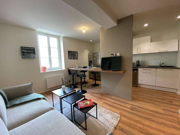 Colocation / Appartement 3 pièces de 58 m², Saint-Genis-Laval, Avenue Georges Clemenceau / Photo 2