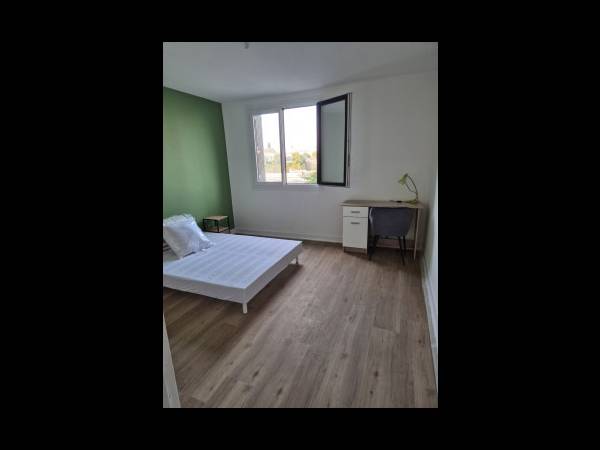 Colocation / Appartement 5 pièces de 90 m², Brest, 9 Rue Quartier Maître Bondon / Photo 2